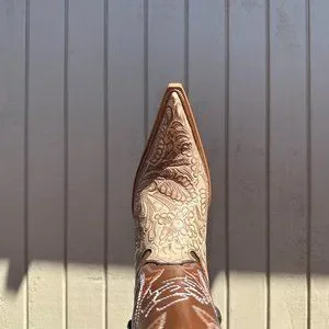 Carreta | Shoes | 48 Brown Chiseled Details Crix Style  display picture 3